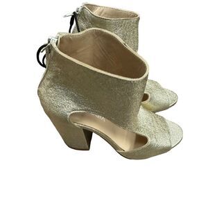 Strategia NWOB Gold Open Toe High Heel Booties Size IT 37/US 7